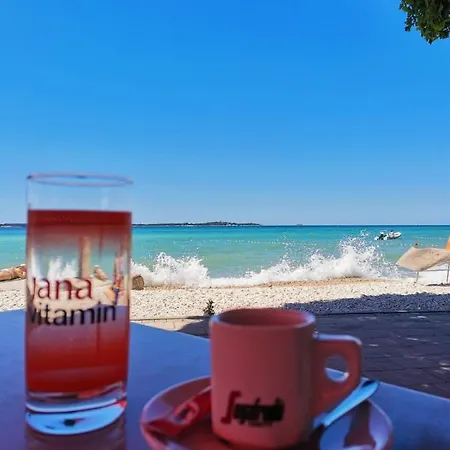 Andreas - Amphitheater With Free Parking- Apartman