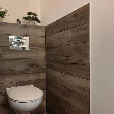 Apartman Andreas - Amphitheater With Free Parking- Pula