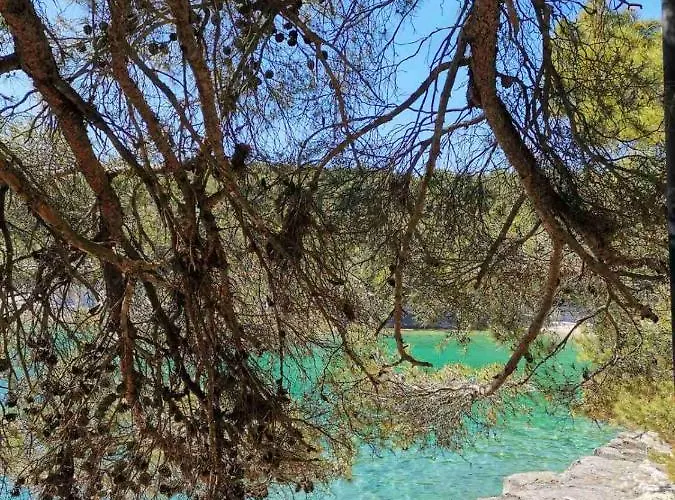 Andreas - Amphitheater With Free Parking- * פולה