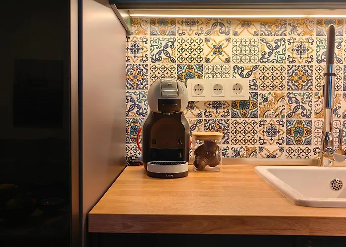 Andreas - Amphitheater With Free Parking- דירה