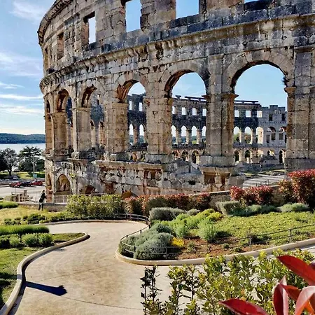 Andreas - 200m From Arena, Free Parking * Pula