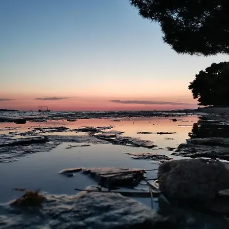 Andreas - Amphitheater With Free Parking- 普拉