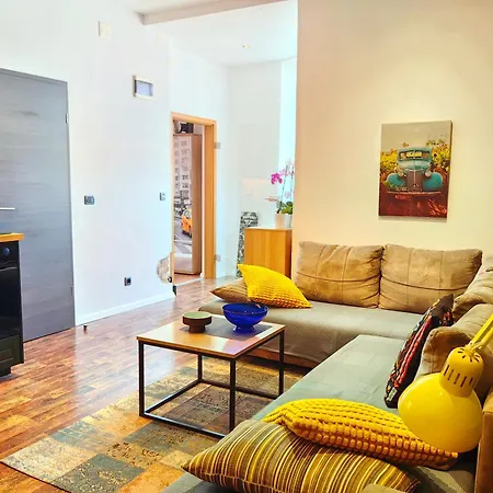 Apartment Andreas - 200m From Arena, Free Parking *