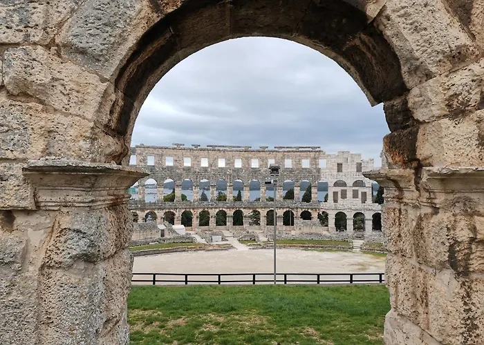 公寓 Andreas - Amphitheater With Free Parking- 普拉
