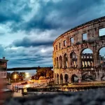 Andreas - Amphitheater With Free Parking- Apartamento *